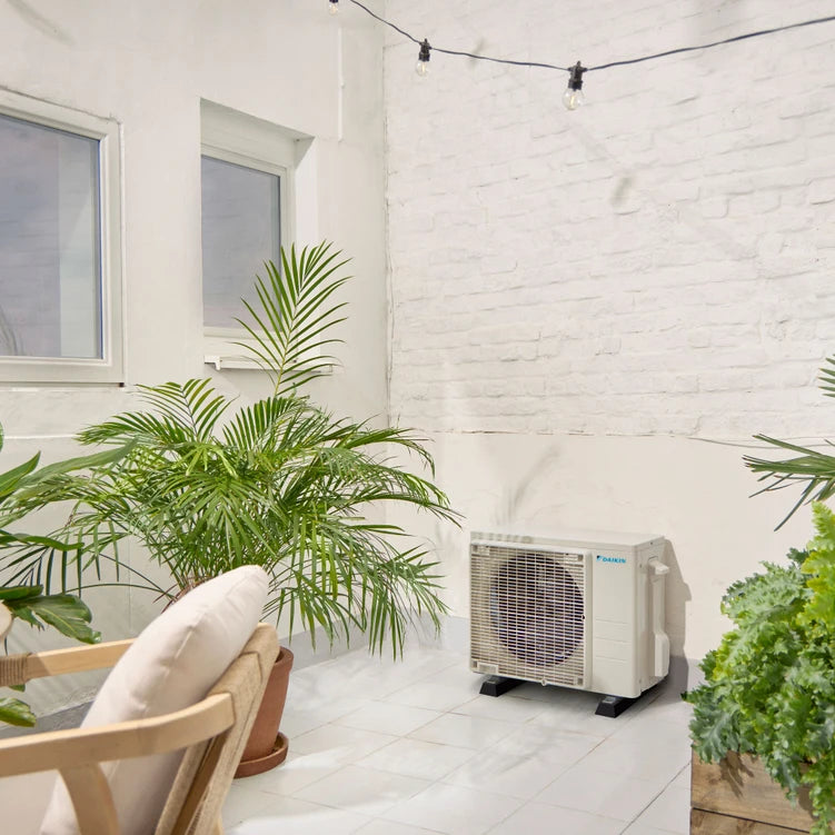 Инверторен климатик Daikin FTXF71D / RXF71D, SENSIRA, 24000 BTU, Клас А++