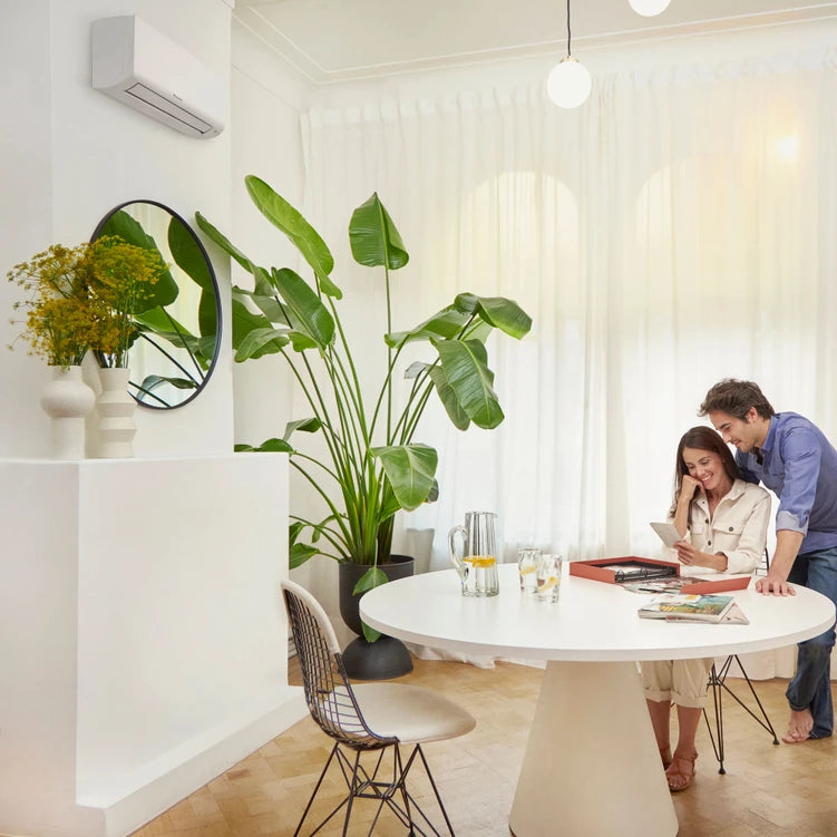 Инверторен климатик Daikin FTXC60E/RXC60E SENSIRA 2025 WiFi, 21000 BTU, Клас A++