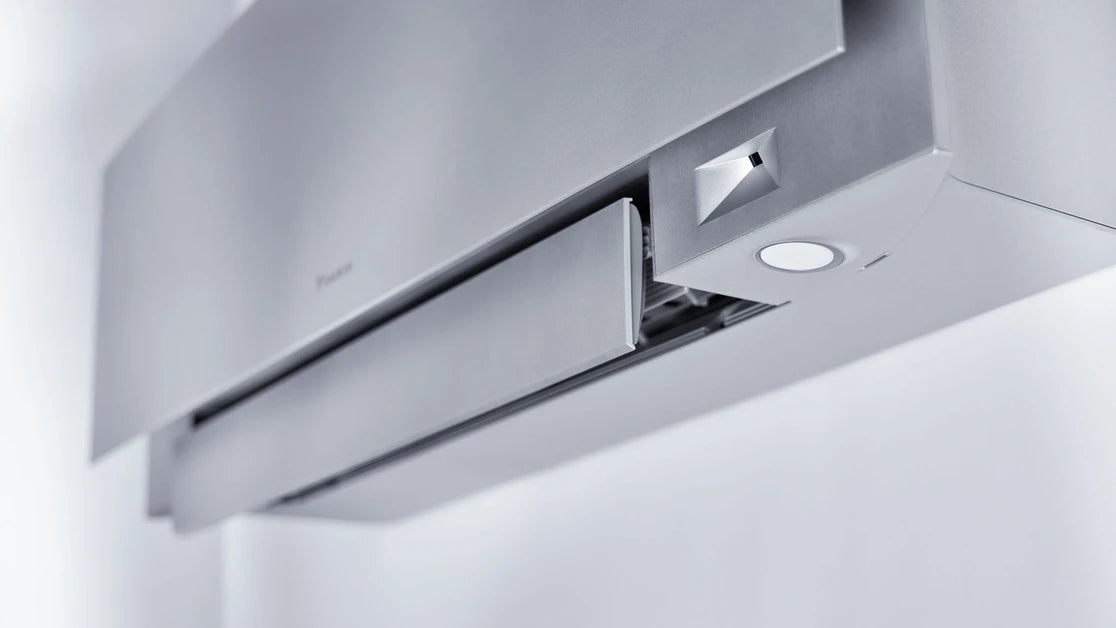 Инверторен климатик Daikin FTXJ20AS/RXJ20A SILVER EMURA III, 7000 BTU, Клас A+++